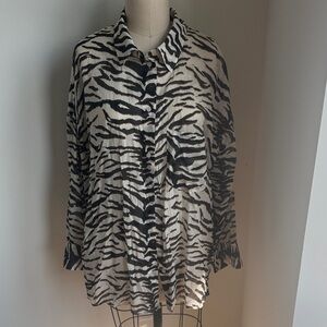 H&M Black and White Animal Print Oversized ZEBRA Shirt